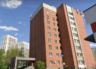 Продам 1-комнатную квартиру, 28 м2, Екатеринбург, Уральская улица, 10, Кировский район