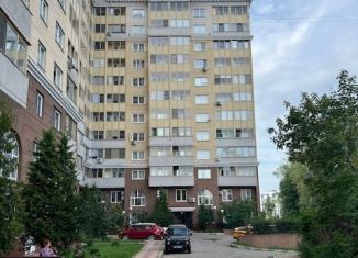 Продам 4-ком. квартиру, 98.9 м2, Московская область, Пионерская улица, 2