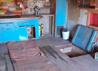 Продается гараж, поселок городского типа Никель