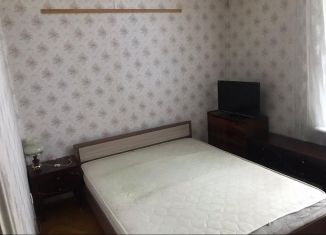 Сдам в аренду 2-комнатную квартиру, 56 м2, Москва, Лечебная улица, 17, ВАО