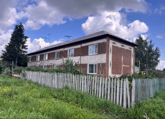 Продажа 3-ком. квартиры, 61 м2, село Воскресенка, Школьная улица, 9