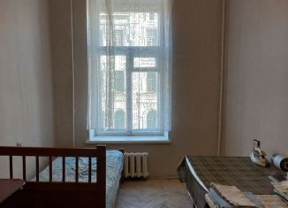 Сдаю в аренду комнату, 12 м2, Санкт-Петербург, улица Достоевского, 29/18, метро Звенигородская