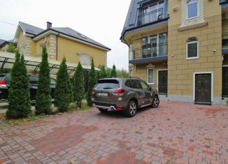 Сдача в аренду однокомнатной квартиры, 50 м2, Калининград, улица Михаила Зощенко, 33