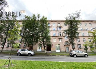 Продам комнату, 18.2 м2, Санкт-Петербург, Синявинская улица, 3, метро Новочеркасская