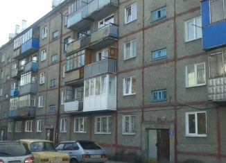 Продается 1-комнатная квартира, 30 м2, Белово, Октябрьская улица, 21