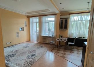 Продается двухкомнатная квартира, 75 м2, Елец, улица Коммунаров, 111