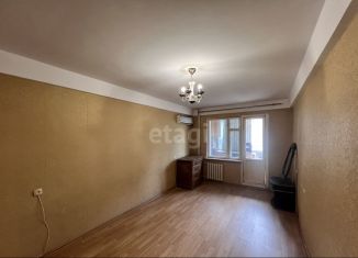 Продаю 1-ком. квартиру, 36 м2, Дагестан, проспект Амет-Хана Султана, 8А