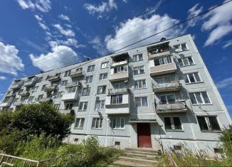 Продам 2-комнатную квартиру, 47.2 м2, деревня Ковригино, Северная улица, 42