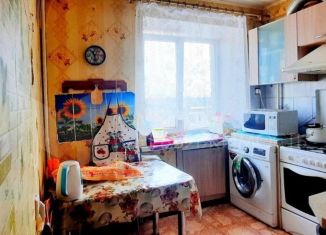 Продается 4-ком. квартира, 61 м2, посёлок городского типа Боровский, Советская улица, 8