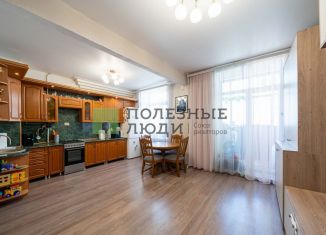 Продам 2-комнатную квартиру, 56.2 м2, Хабаровск, улица Ленина, 44