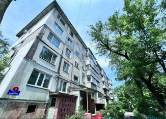 Продам двухкомнатную квартиру, 47.7 м2, Владивосток, Амурская улица, 4, Фрунзенский район