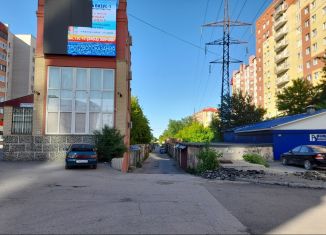 Продаю гараж, 24 м2, Тюмень, улица 50 лет Октября, 1/2