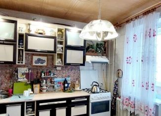 Продается 3-комнатная квартира, 67 м2, Великие Луки, Мурманская улица, 1