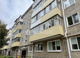 Продажа 4-ком. квартиры, 59.9 м2, Йошкар-Ола, Красноармейская улица, 48А, микрорайон Комсомольский