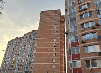 Продаю 1-ком. квартиру, 41.6 м2, Красногорск, ЖК Красногорская Ривьера, Речная улица, 20к2