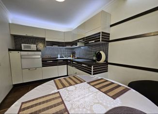 Сдается 3-комнатная квартира, 80 м2, Тюмень, Вербная улица, 1