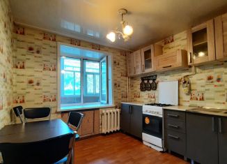 Продажа 2-комнатной квартиры, 49.6 м2, Амурск, Амурская улица, 15