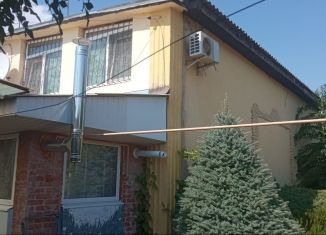 Сдам в аренду дом, 108 м2, поселок городского типа Новофёдоровка, Северная улица, 124