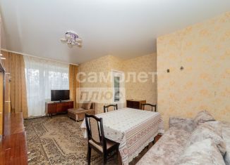 Продажа 3-комнатной квартиры, 55 м2, Пермский край, улица Мира, 90