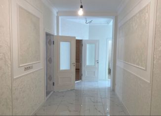 Продам 3-ком. квартиру, 82 м2, Грозный, улица Сайханова, 107