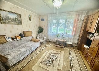 Продажа 1-ком. квартиры, 41 м2, Вятские Поляны, улица Мира, 46