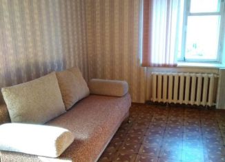 Сдаю в аренду 1-ком. квартиру, 31 м2, Курган, улица Югова, 5, Центральный район