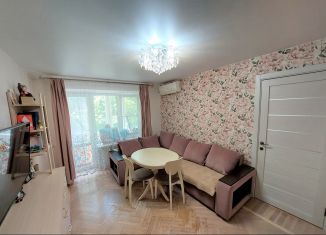 Продается 3-ком. квартира, 52 м2, Таганрог, переулок Гарибальди, 27