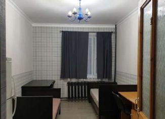 Сдаю в аренду комнату, 20 м2, Новочеркасск, улица Ленгника, 13