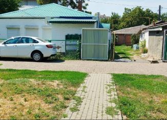 Сдается в аренду 2-ком. квартира, 36 м2, Тихорецк, улица Меньшикова, 65