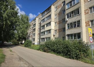 Продам 3-ком. квартиру, 60.4 м2, Богородицк, микрорайон Западный, 14