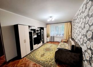 Продам 3-ком. квартиру, 60.1 м2, Казань, улица Блюхера, 83