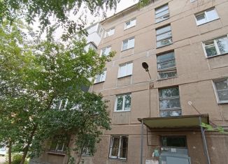 Продам 1-комнатную квартиру, 32 м2, Магнитогорск, проспект Ленина, 102