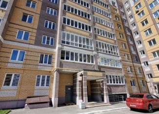 Продаю трехкомнатную квартиру, 80 м2, Йошкар-Ола, Западная улица, 3