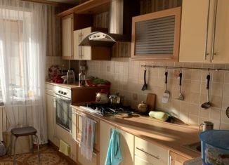 Продам 3-ком. квартиру, 93 м2, Йошкар-Ола, улица Петрова, 23