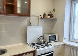 Продажа двухкомнатной квартиры, 48.5 м2, посёлок городского типа Медведево, Коммунистическая улица, 10