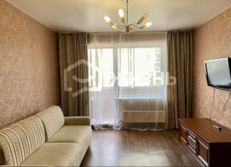 Продам 2-ком. квартиру, 53 м2, Екатеринбург, улица Фурманова, 67