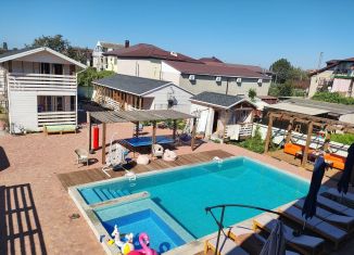 Сдам в аренду таунхаус, 70 м2, село Витязево, улица Свободы, 17