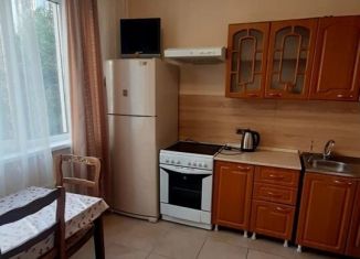 Сдаю в аренду 2-ком. квартиру, 58 м2, Москва, Кунцевская улица, 4к1, район Кунцево