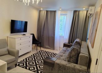 Аренда однокомнатной квартиры, 32 м2, Керчь, улица Юных Ленинцев, 10