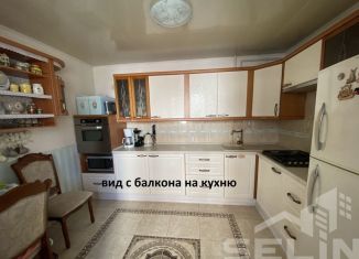 Продам 2-ком. квартиру, 48.2 м2, Крым, проспект Победы, 81