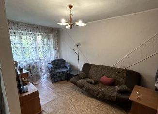 Продаю 1-комнатную квартиру, 29 м2, Абакан, проспект Ленина, 73