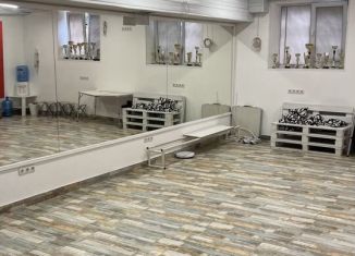 Продаю помещение свободного назначения, 136 м2, Евпатория, улица Конституции, 32