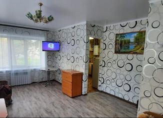 Сдаю в аренду 1-ком. квартиру, 30 м2, Вольск, Ярославская улица, 2А