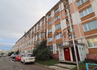 2-комнатная квартира на продажу, 51 м2, Магадан, Пролетарская улица, 61к2, микрорайон Строитель