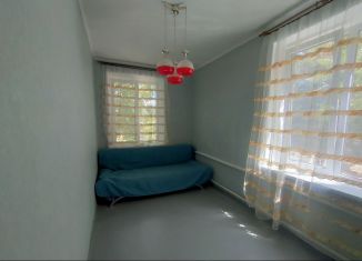 Сдаю в аренду 2-ком. квартиру, 36 м2, Севастополь, Бакинская улица, 4