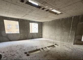 Продаю однокомнатную квартиру, 48 м2, Махачкала, Майская улица, 34