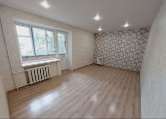 Продажа 2-ком. квартиры, 43.2 м2, Боровичи, Ботаническая улица, 6