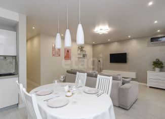 Продается 2-ком. квартира, 80 м2, Тюмень, Полевая улица, 105к2, ЖК Олимпия