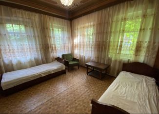 Сдам в аренду дом, 80 м2, Армавир, улица Советской Армии, 425