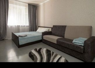 Сдам 2-ком. квартиру, 52 м2, Смоленск, улица Румянцева, 2/54